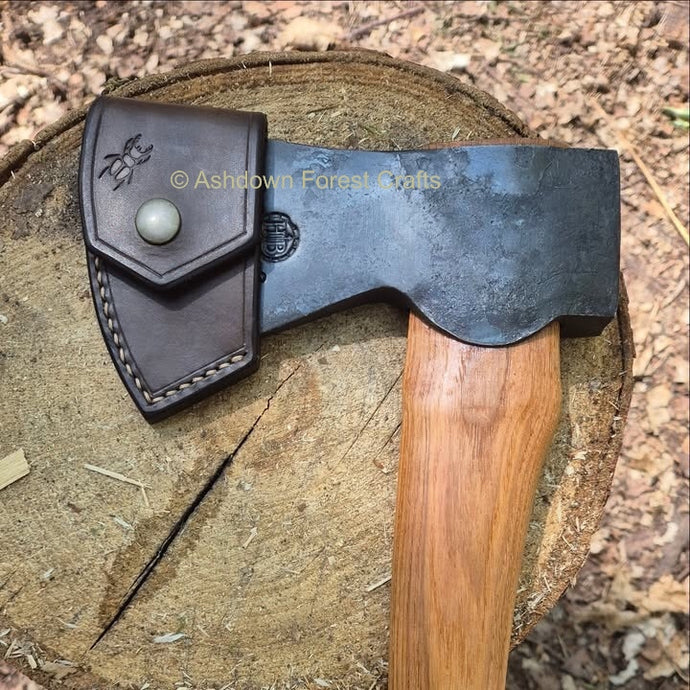 Hultafors Qvarfot Axe (850gm) Axe Cover