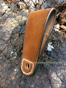 Leather ferro rod holder as standard to fit the 9mm ferrocium rods.